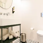 Ξενοδοχείο The Lift By Ridan 4*