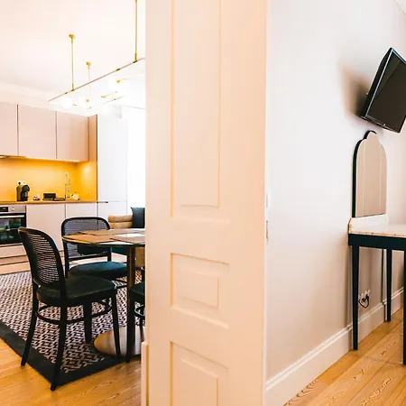 The Lift By Ridan 4*