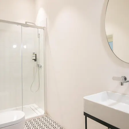 The Lift By Ridan 4*