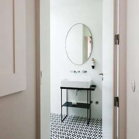 酒店 The Lift By Ridan Lisboa