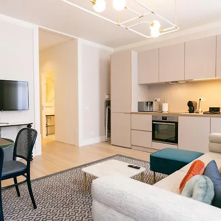 The Lift By Ridan Lisboa